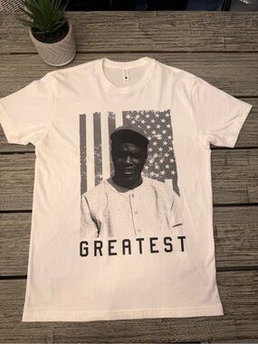 Men's Baseball Jackie Robinson Graphic Tee, Size Medium